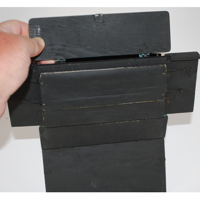 Hades Break Away Cabinet: vintage and very clever - Image 3