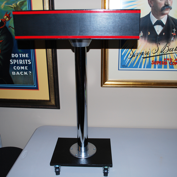 G&L Rolling Stage Table