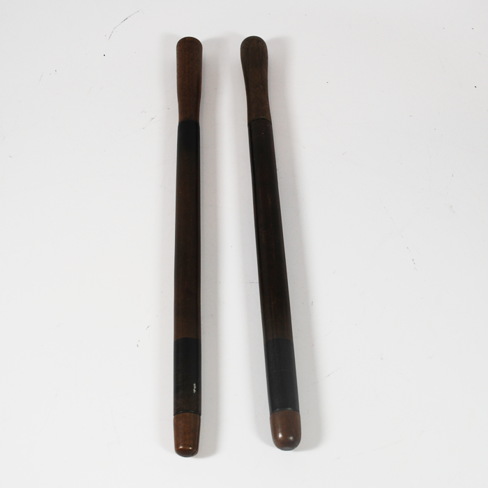 Vintage wands set: one gimmicked (silk wand) and one a matching non gimmicked - Image 2