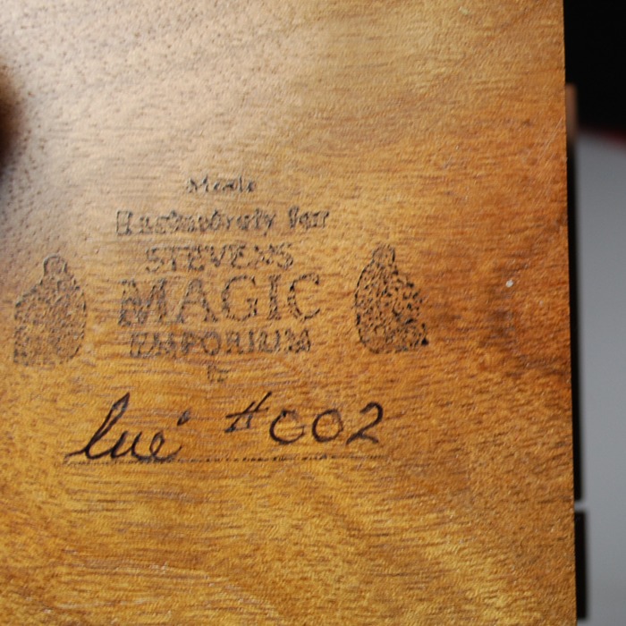 Louis Gaynor Ballet Ball Box: burled wood beauty! - Image 3