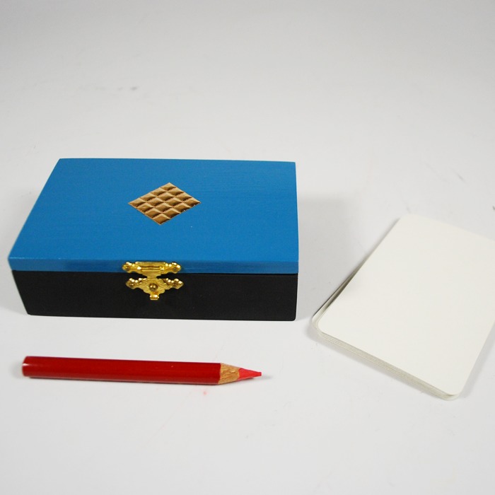 Tricky Box: Alan Warner
