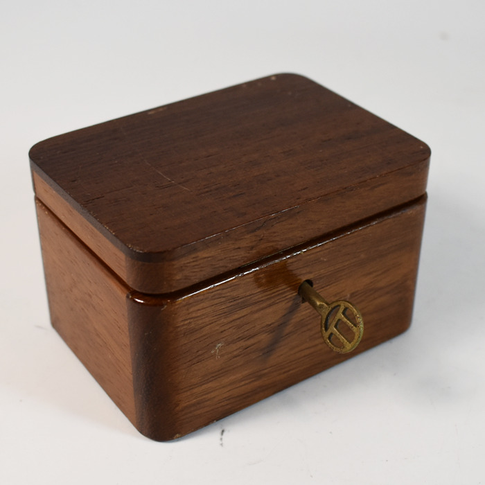 Locking Vintage Spring Loaded Watch Box circa 1925