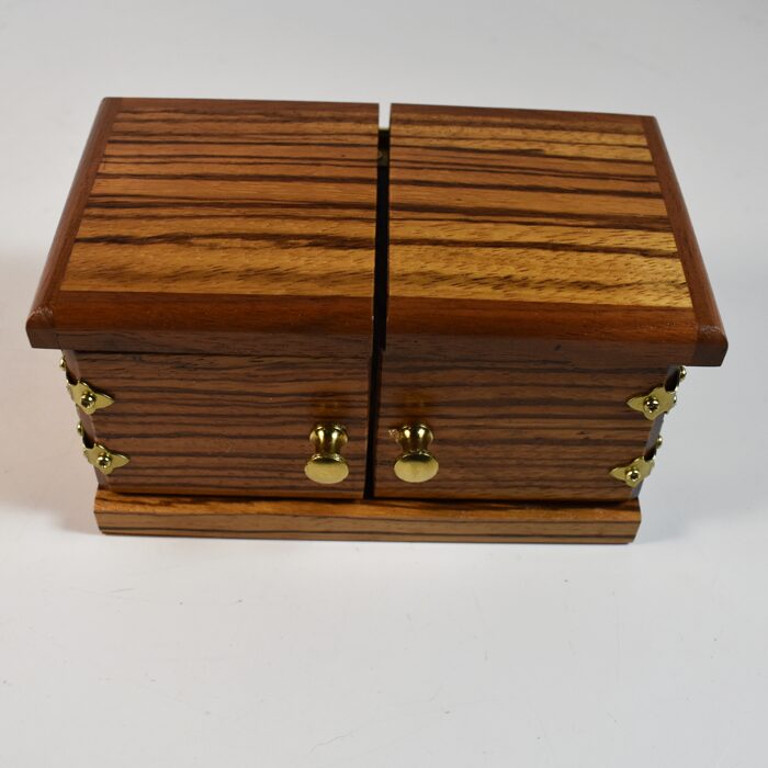 Small (Mini) Die box from Mel Babcock: unusual size | Magic