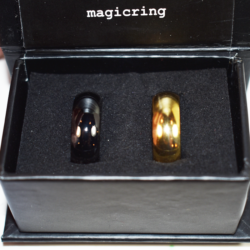 Ash Ember Ring from Murphy's Magic: instant color changing ring