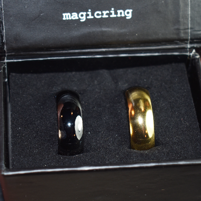 Ash Ember Ring from Murphy's Magic: instant color changing ring - Image 3